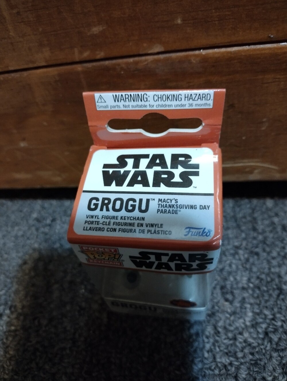 Funko Star Wars Grogu Vinyl Keychain - Orange and White Box